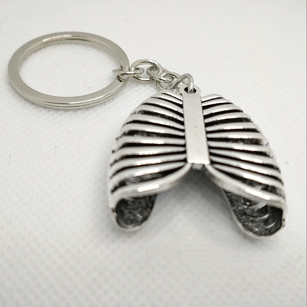 🧁 3/$30 Silver Ribcage Anatomy Keychain NEW - Picture 2 of 5
